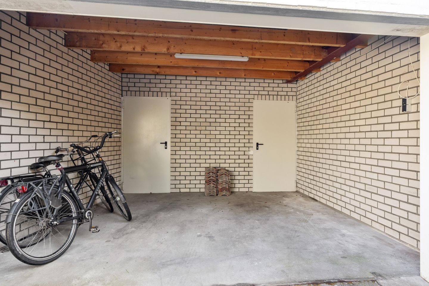 Foto 19 van Leenderweg 77