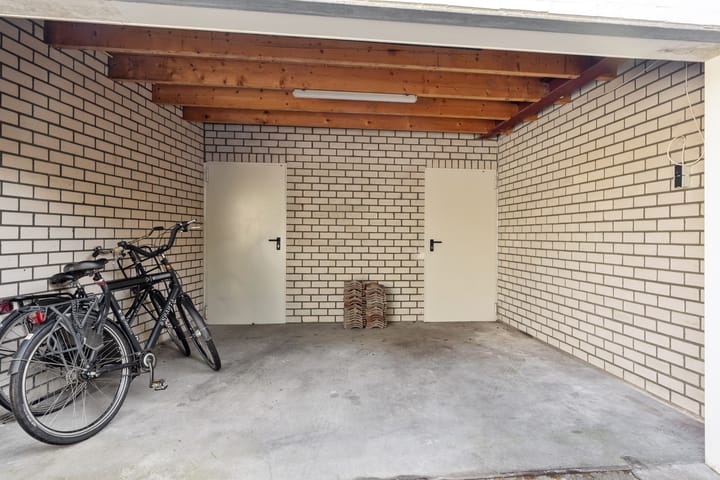 Foto 19 van Leenderweg 77