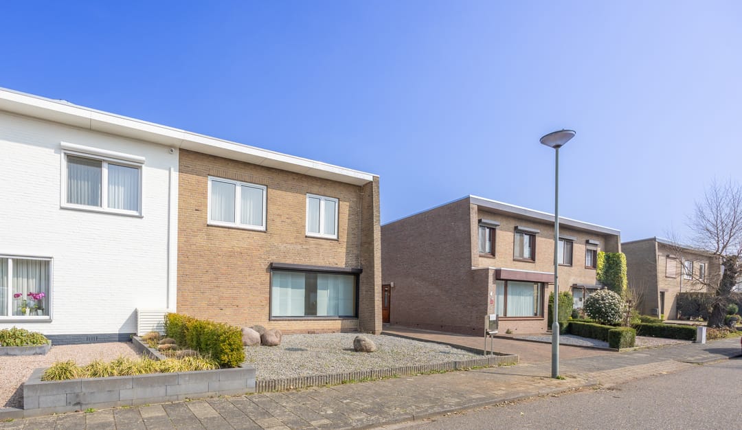 Photo 2 of Beukenlaan 97