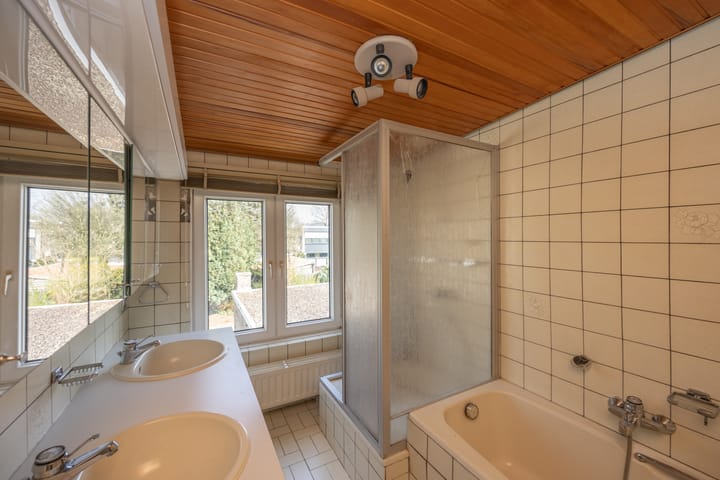 Foto 25 van Beukenlaan 97