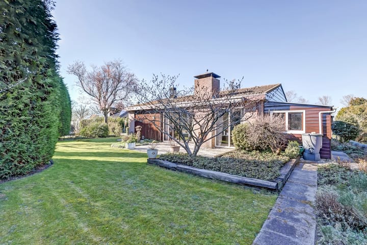 Foto 1 van Moerbeilaan 1