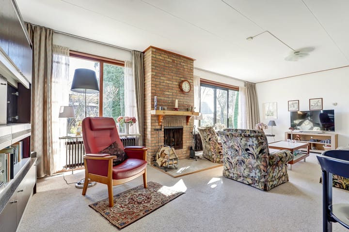 Foto 7 van Moerbeilaan 1