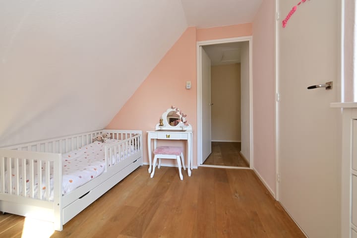 Foto 13 van Middenweg 91