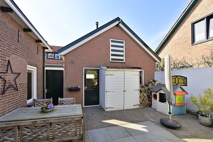 Foto 18 van Middenweg 91