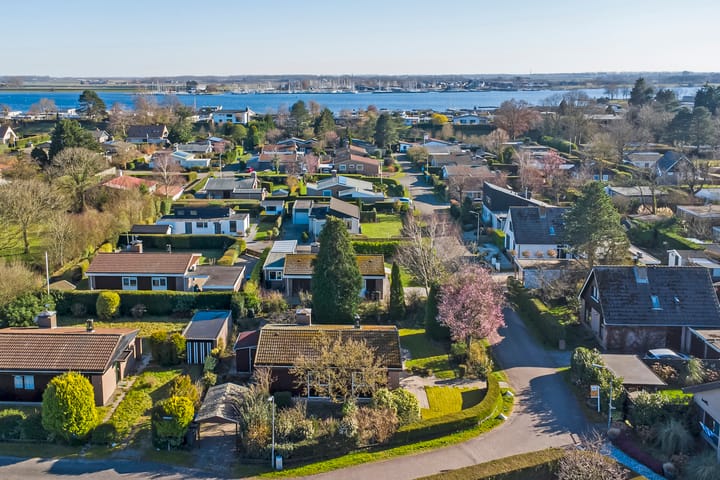 Foto 25 van Moerbeilaan 1