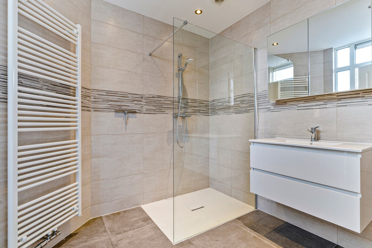 Photo 4 of Zwetstraat 66