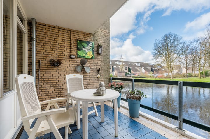 Foto 3 van Spinel 10