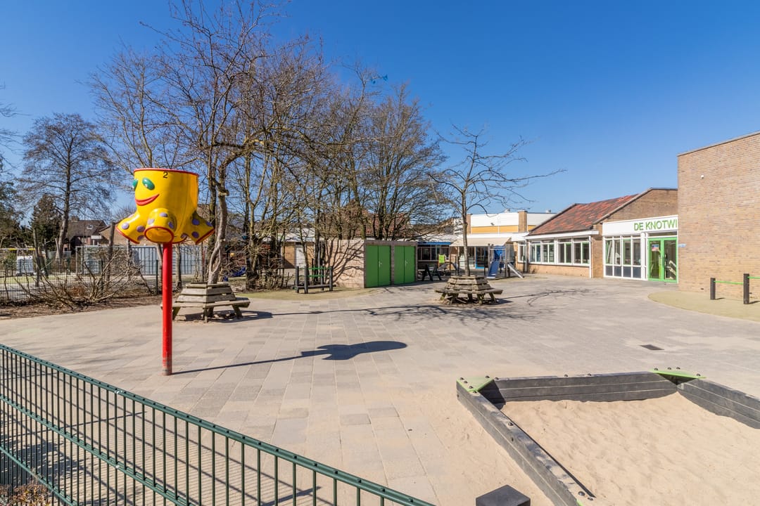 Foto 32 van Vuurdoornhof 21