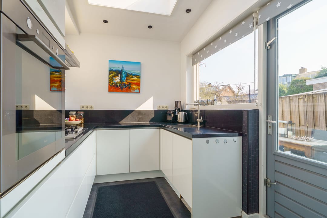 Photo 13 of van Limburg Stirumlaan 35