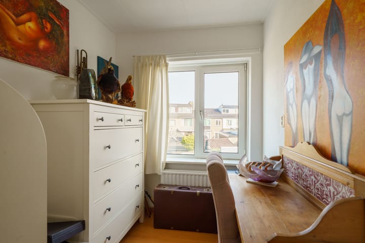 Photo 18 of van Limburg Stirumlaan 35