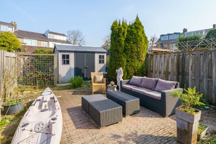 Photo 24 of van Limburg Stirumlaan 35