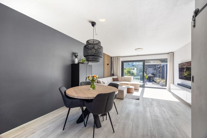 Photo 4 of Amstelhof 247