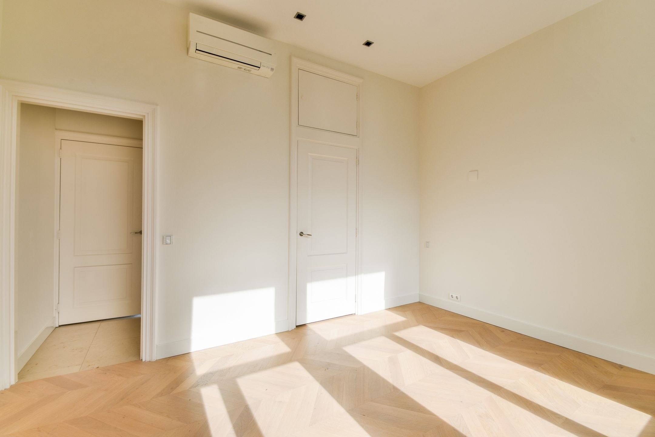 Foto 15 van Oranje Nassaulaan 69-B