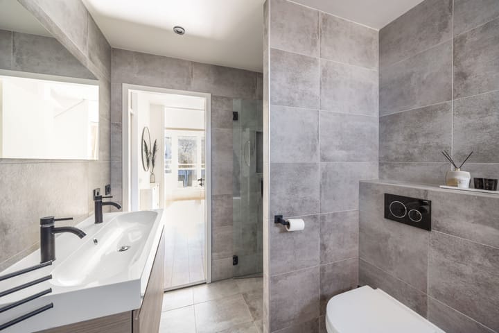 Photo 29 of Amstelhof 247