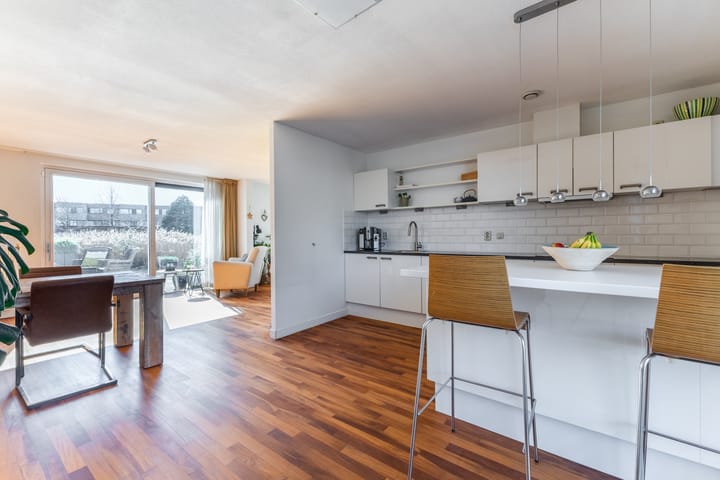 Foto 14 van Blauwe Ring 107