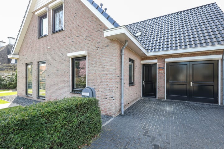 Foto 11 van Molenweg 38