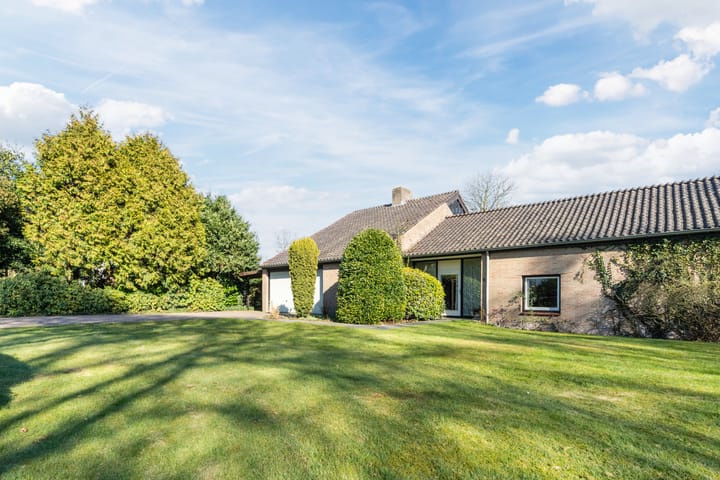 Foto 13 van Eikenlaan 9