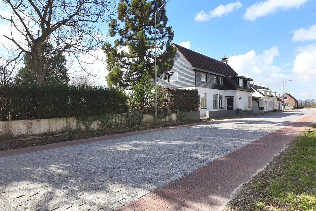 Foto 106 van Klundertseweg 37