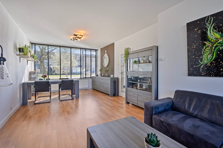 Photo 2 of de Haenstraat 21