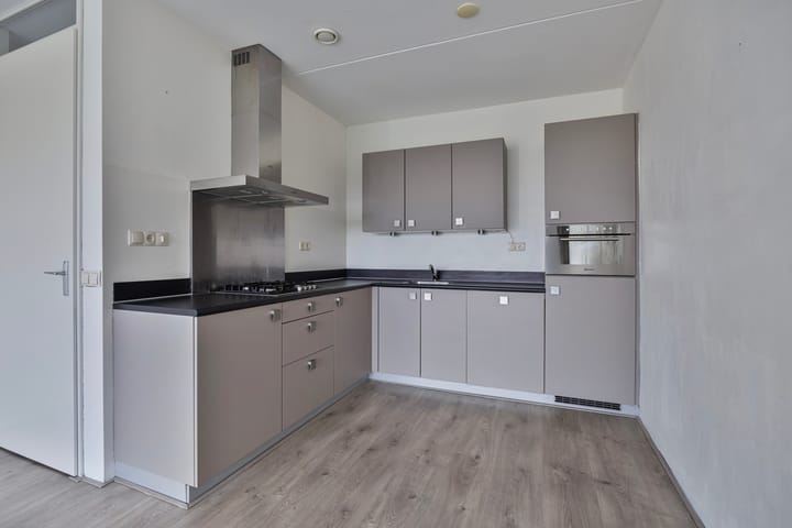 Foto 14 van Toos Korvezeepad 85