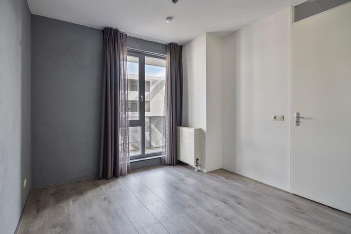 Foto 25 van Toos Korvezeepad 85