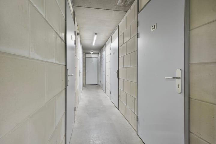 Foto 31 van Toos Korvezeepad 85