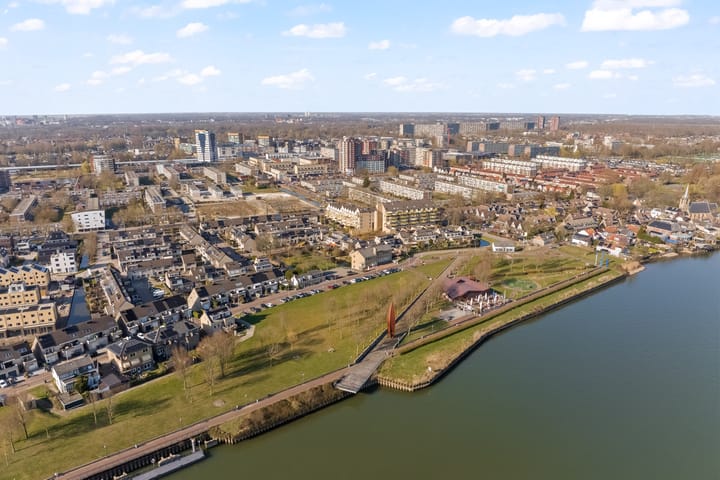 Foto 30 van Arica 105