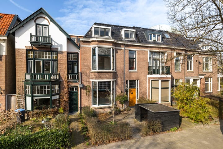 Foto 1 van Alma Tademastraat 5