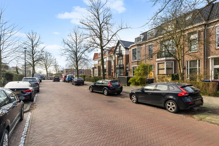 Foto 6 van Alma Tademastraat 5