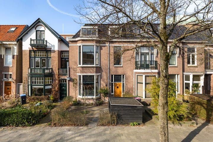 Foto 9 van Alma Tademastraat 5