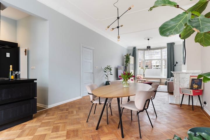 Foto 23 van Alma Tademastraat 5