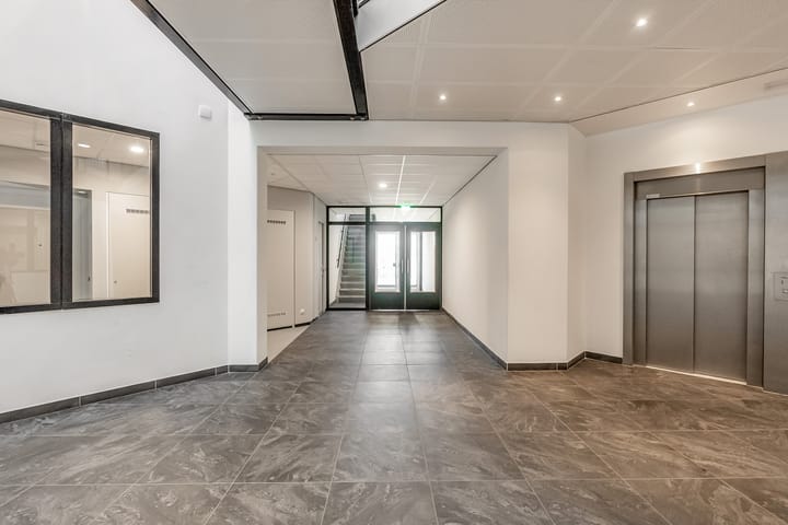 Foto 8 van Louis Armstrongweg 56-C