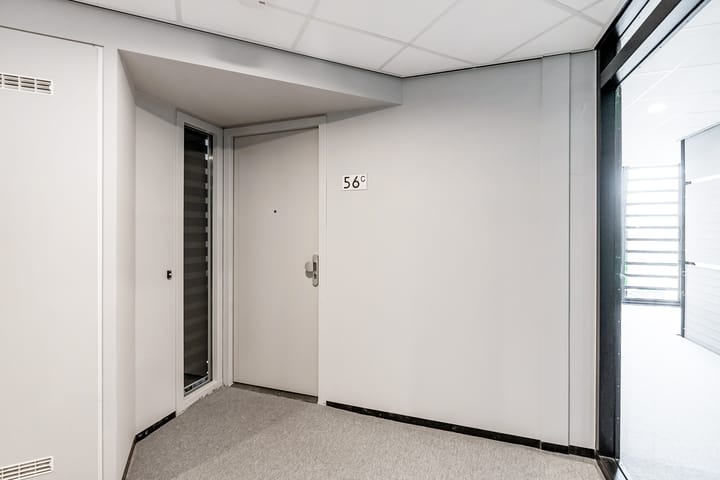 Foto 9 van Louis Armstrongweg 56-C