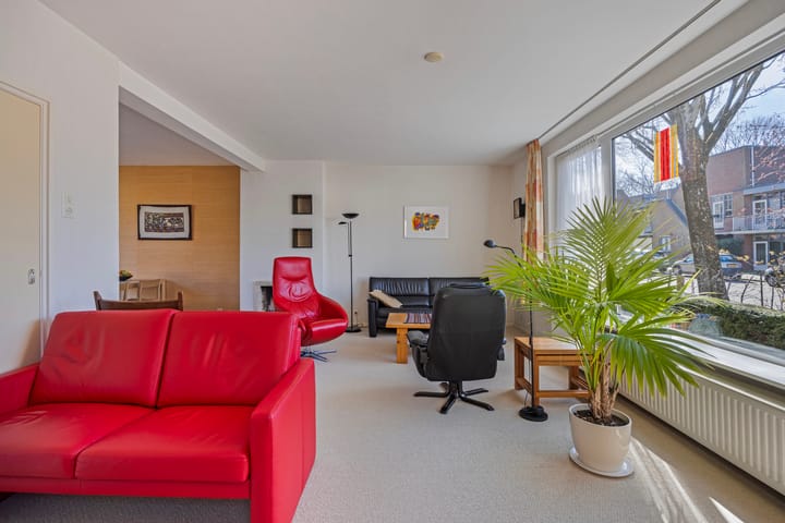 Foto 8 van Stikkerstraat 17