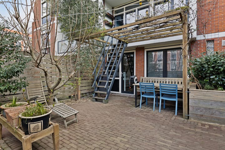 Photo 2 of Derkinderenstraat 75-H