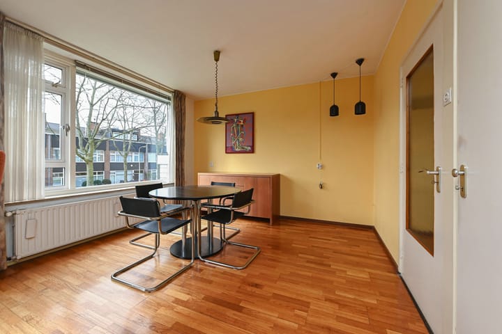 Foto 15 van Traviatastraat 106