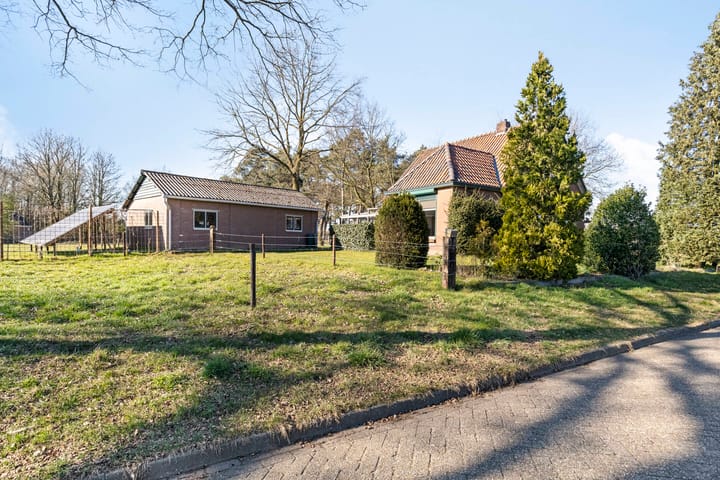 Foto 4 van Orchideestraat 10