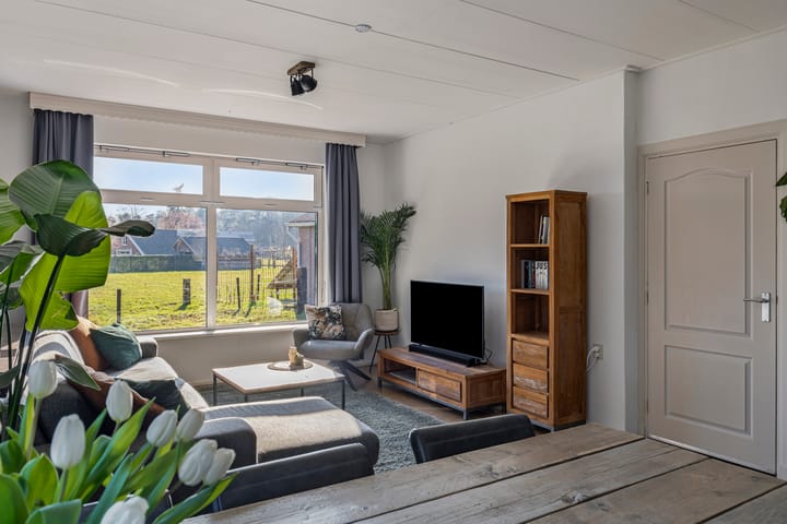 Foto 7 van Orchideestraat 10