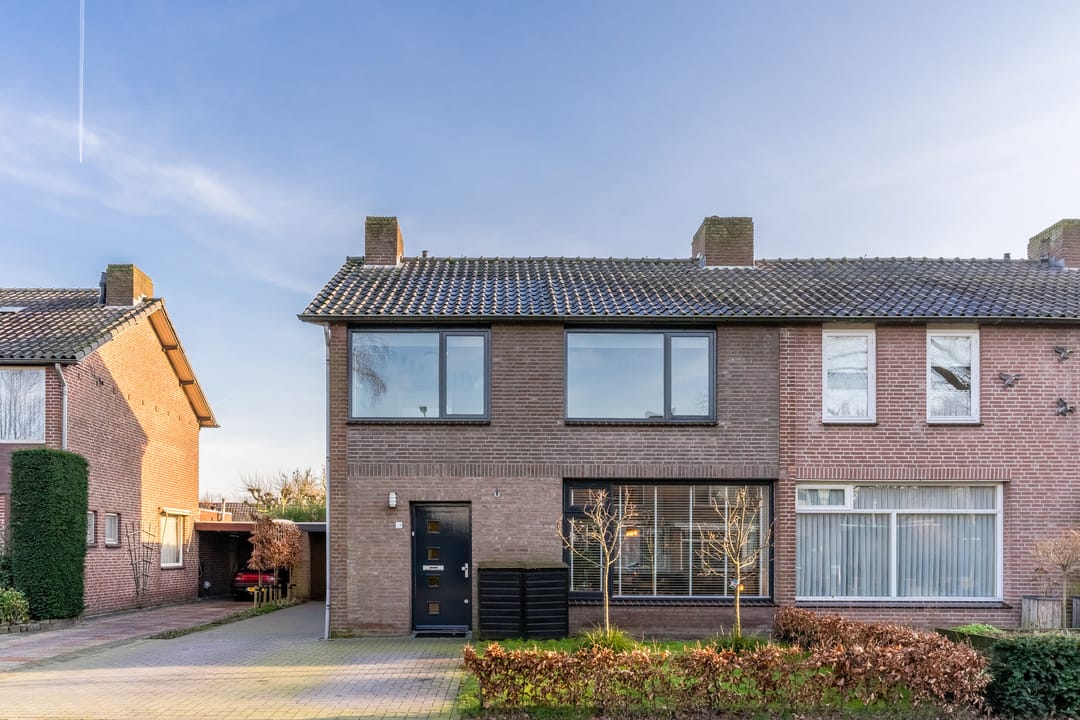 Photo 1 of Margrietstraat 4