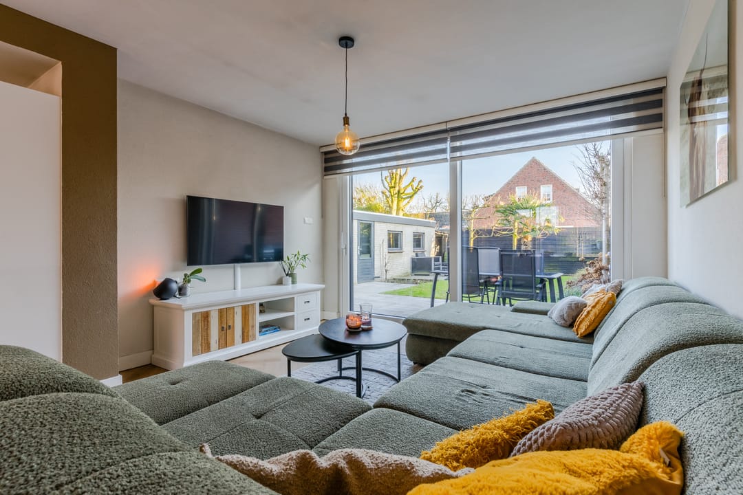 Photo 11 of Margrietstraat 4