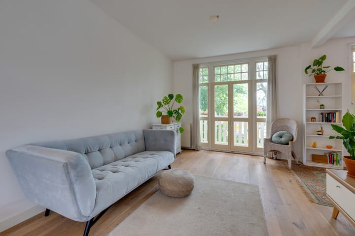 Photo 6 of Meeuwenlaan 221-A