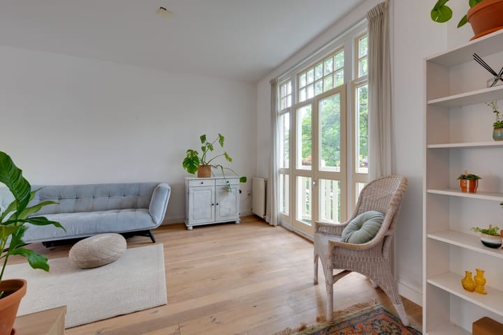 Photo 10 of Meeuwenlaan 221-A