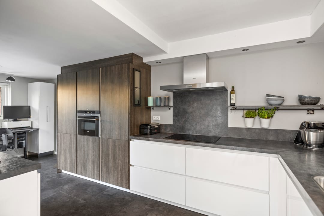 Foto 11 van Stationsstraat 64