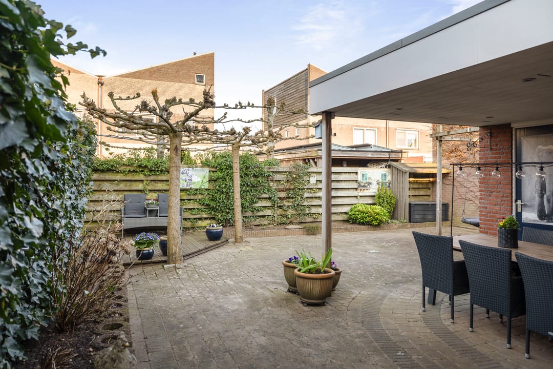 Foto 31 van Stationsstraat 64