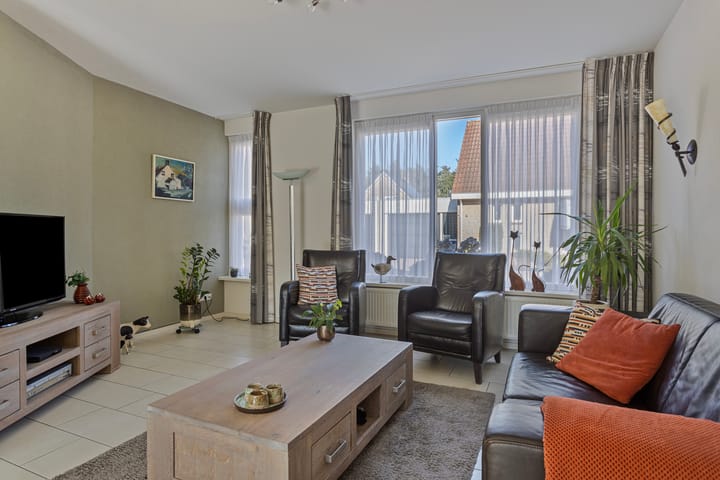 Foto 11 van Koos Roksstraat 5