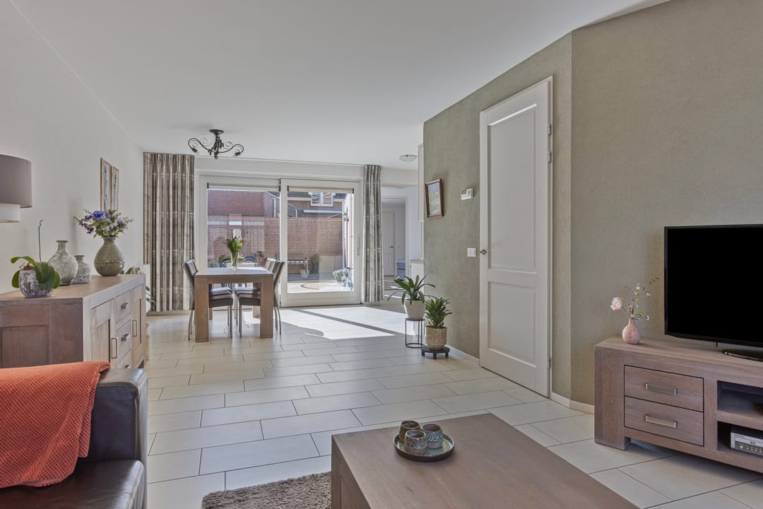 Foto 13 van Koos Roksstraat 5