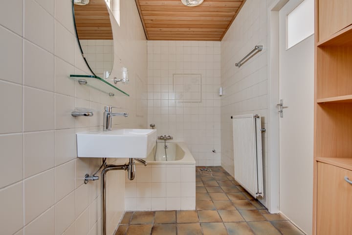 Foto 9 van Orthen 80