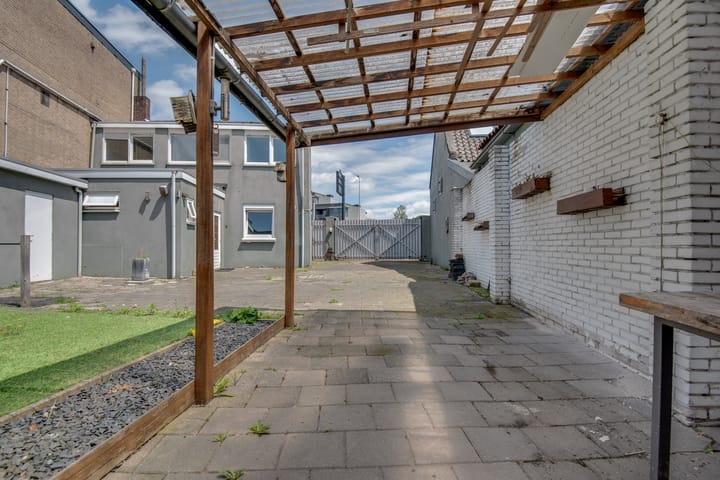 Foto 23 van Orthen 80