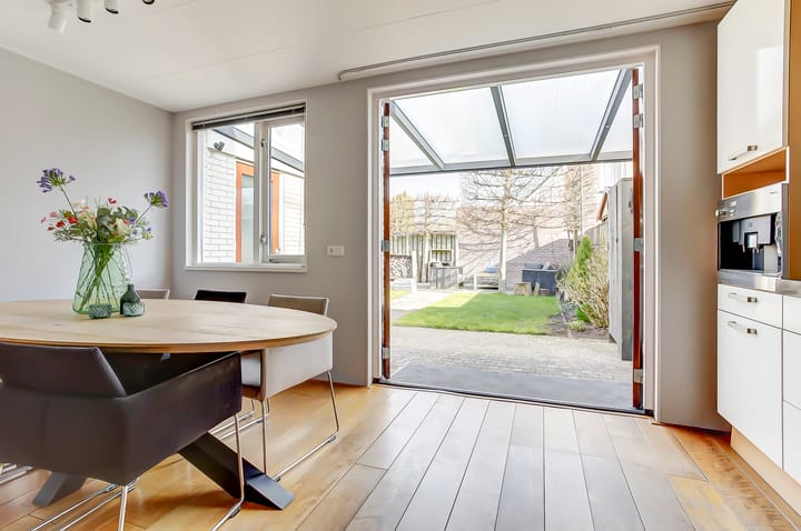 Foto 13 van Concourslaan 27