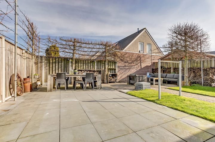 Foto 39 van Concourslaan 27